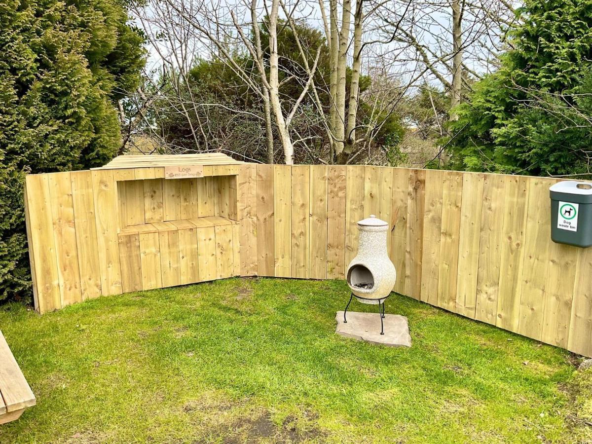 Brora Pods Exterior photo